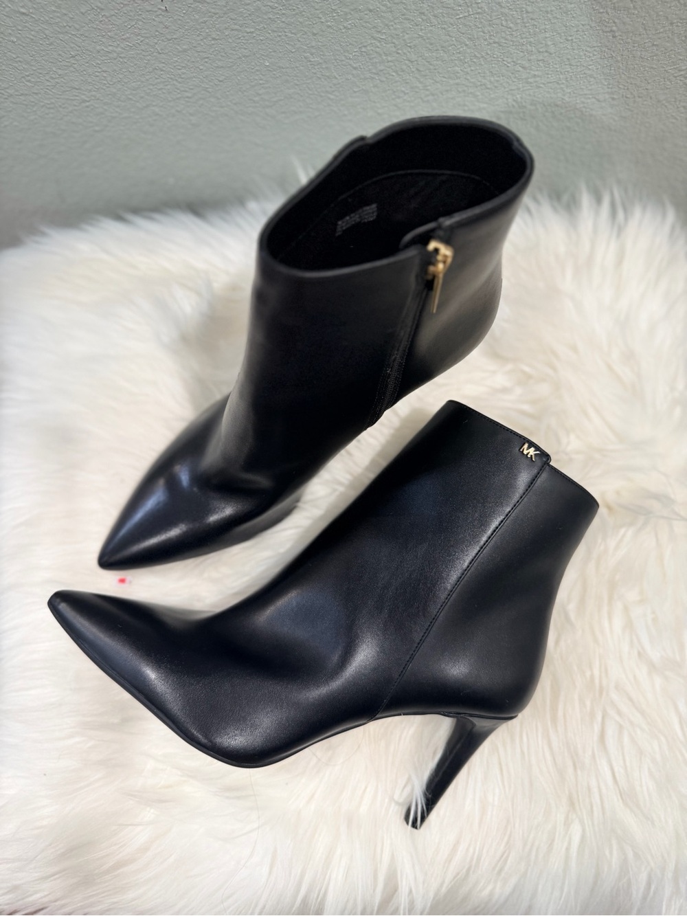 Michael Kors Dorothy Flex Mid Bootie Black Leather